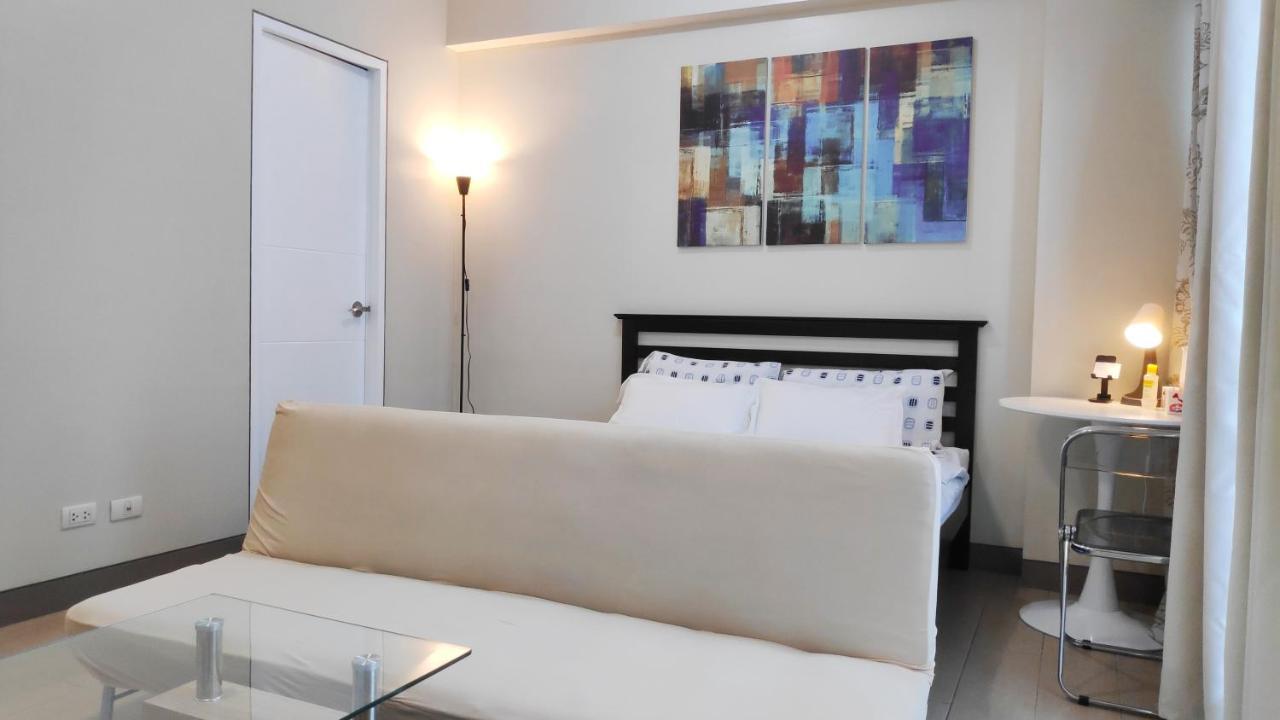 Apartment Palm Tree Near Mnl Airport Terminal 3 By Elr Manila