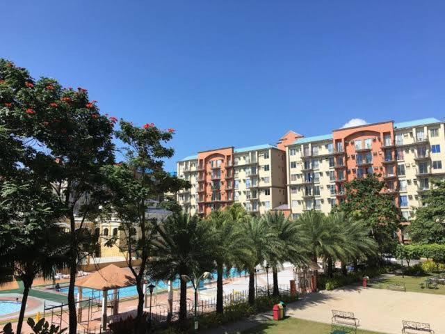 Chateau Elysee A13 Near Resto And Sm Mall/airport