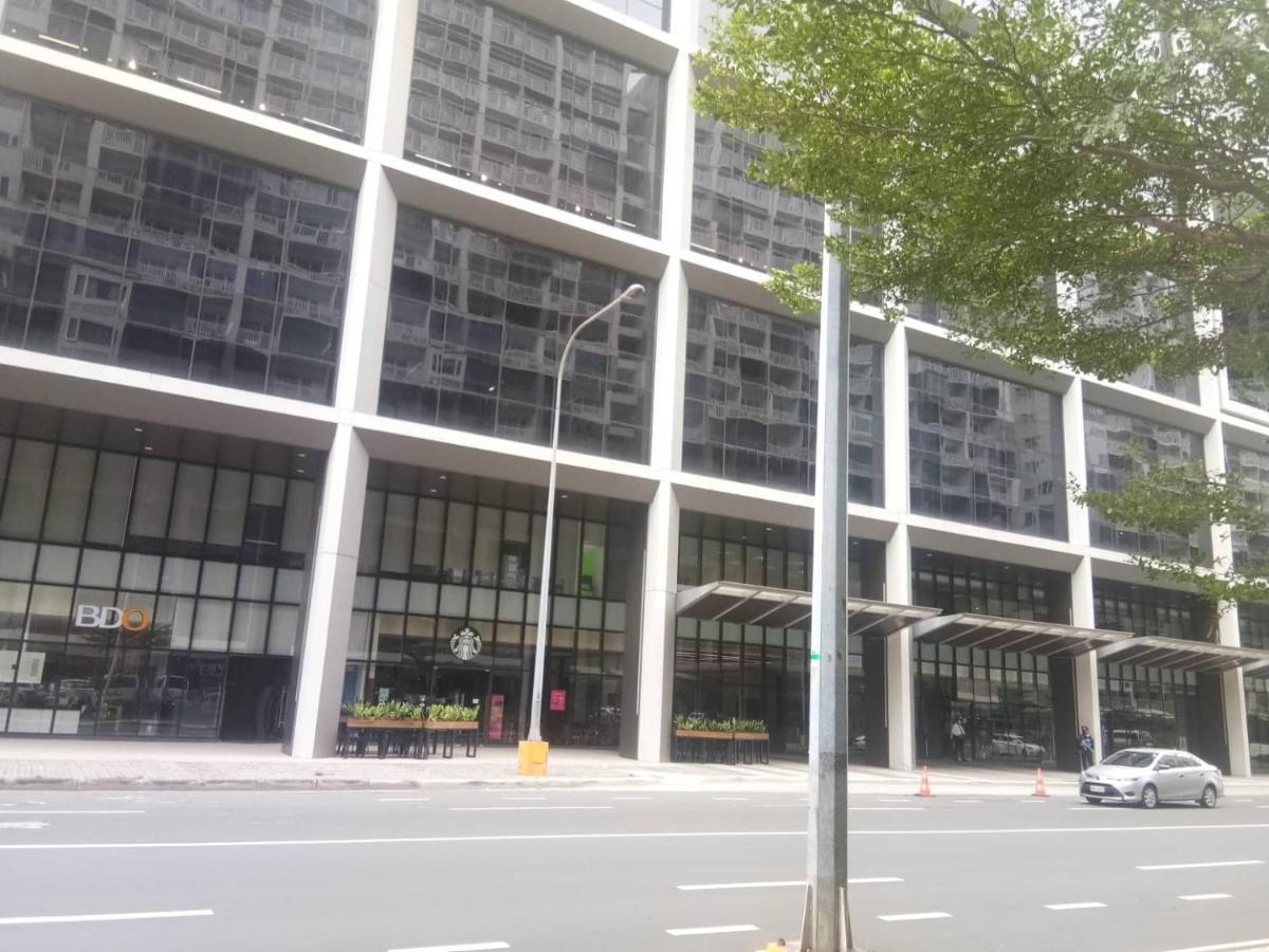Apartment Shore Residences 1br Balcony, 3beds With Massager And Prime Video *