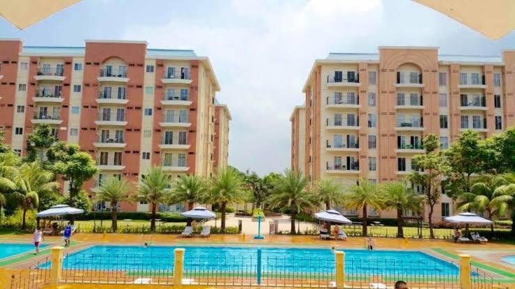 Chateau Elysee A1 Near Airport Mall Free Wifi