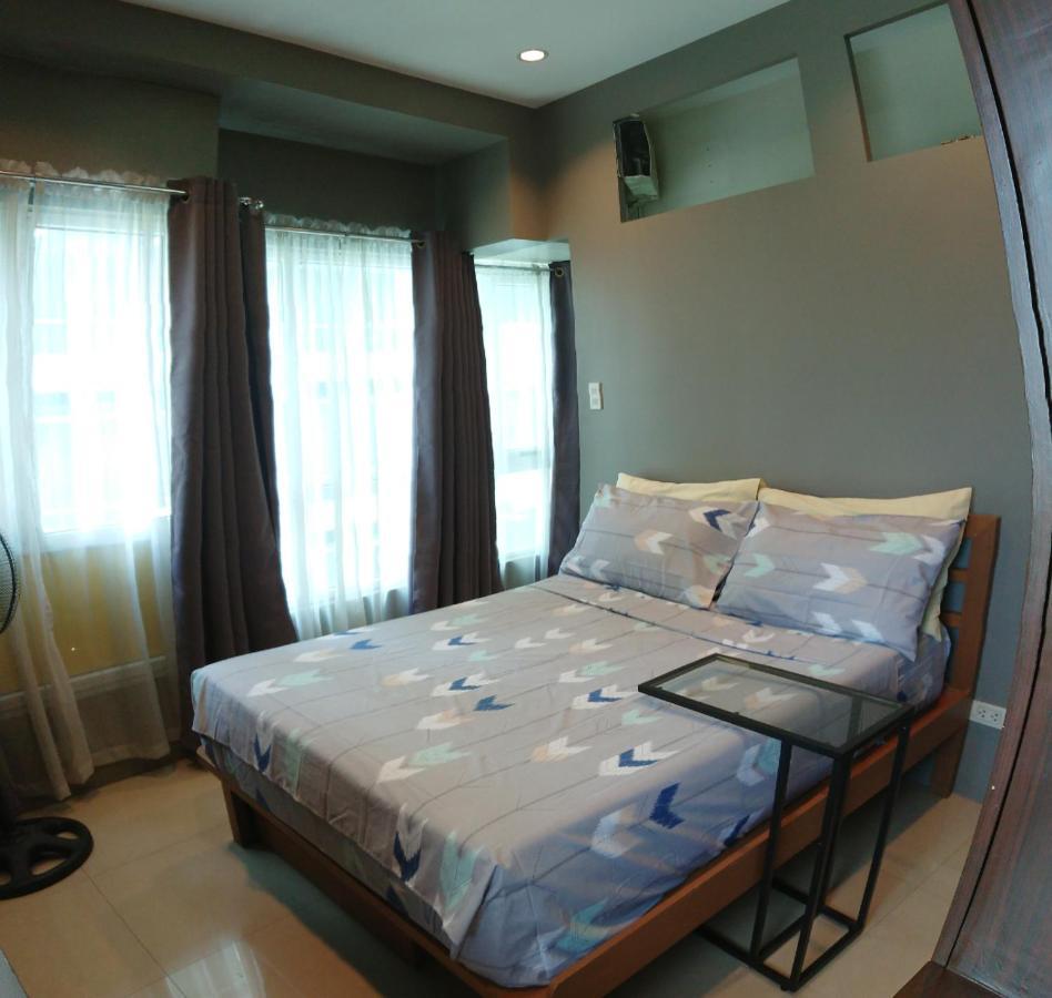 Cozy Corner At Fort Palm Spring Manila