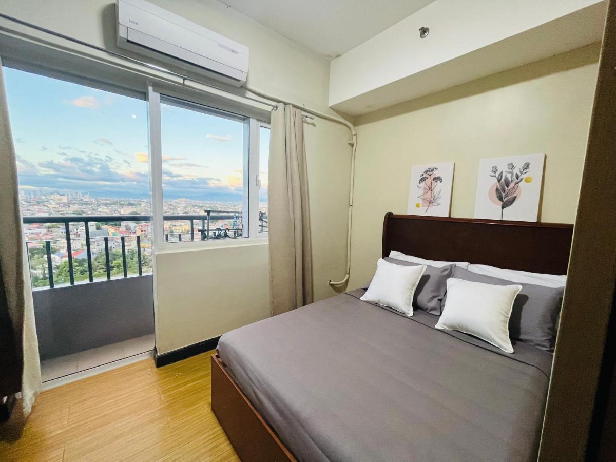 Grace Residences Elegant 1 Bedroom With Balcony Apartment *