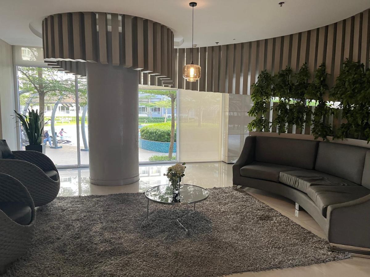 Grace Residences Elegant 1 Bedroom With Balcony Apartment Manila