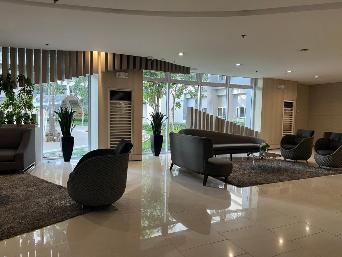 Grace Residences Elegant 1 Bedroom With Balcony Apartment Manila