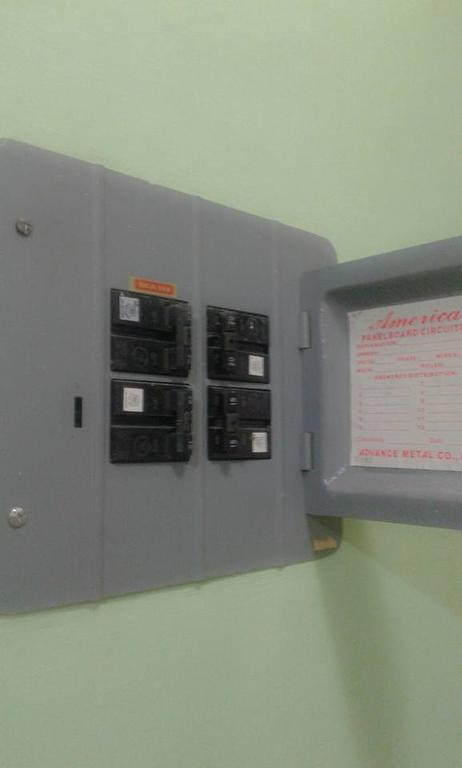 St. Maximillian Apartment Rentals Hostel Manila
