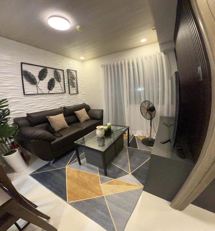 Urban Oasis: Prime With Airport Convenience Apartment Manila
