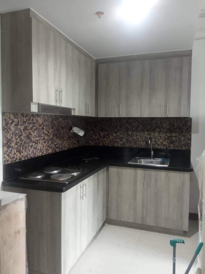 Apartment Urban Oasis: Prime With Airport Convenience *