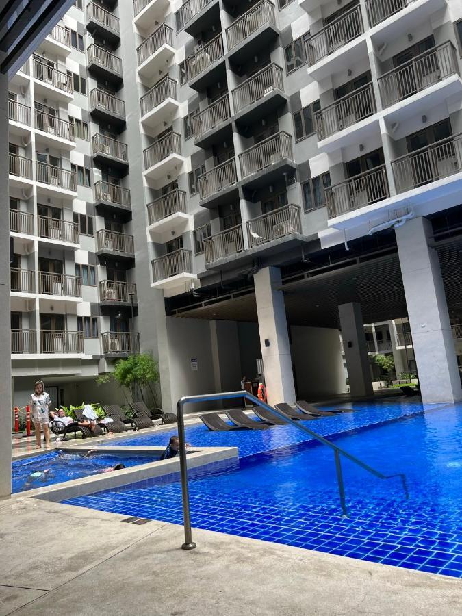 Apartment Urban Oasis: Prime With Airport Convenience Manila