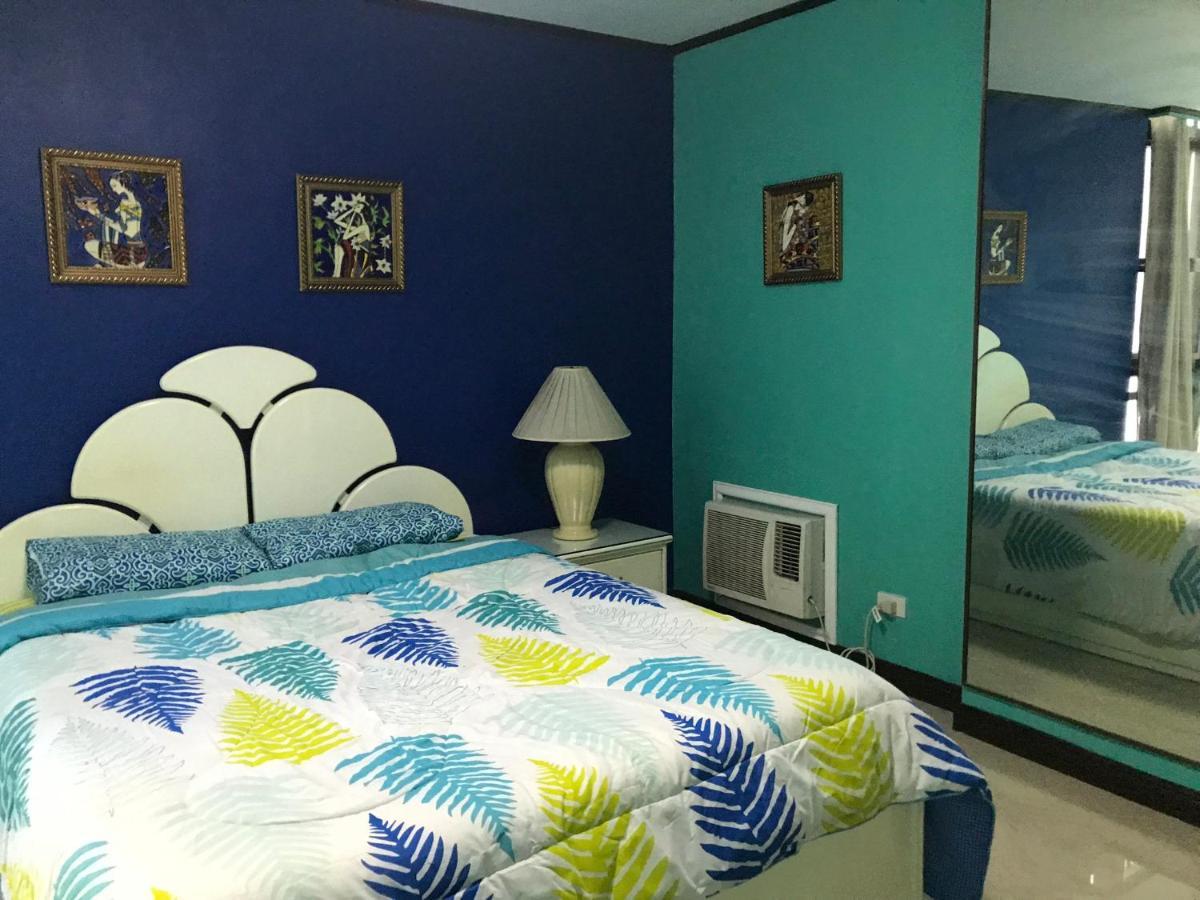 Rare 1br Condo, Makati Philippines *