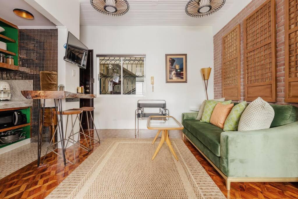 Poblacion, Makati Mid-century Modern Zentopia Smeg Apartment