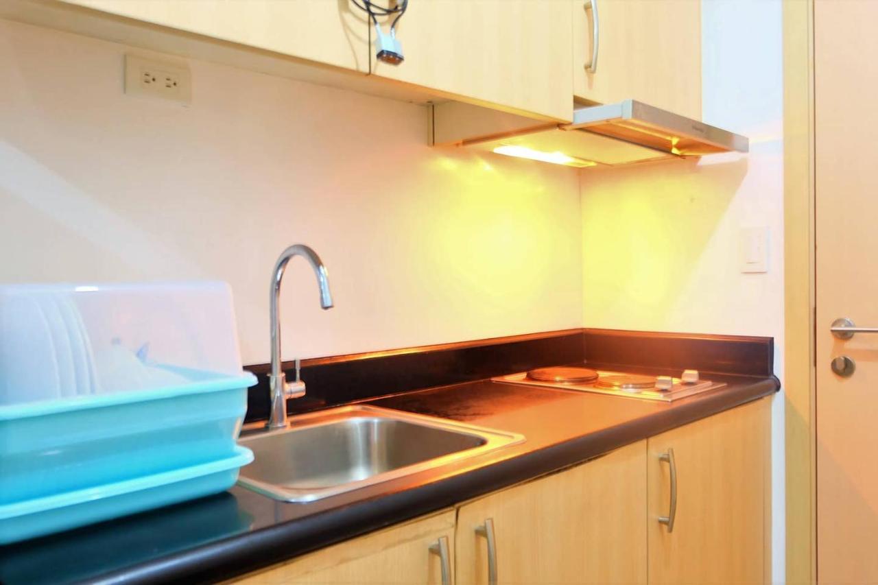 Stayhere Sm Light By Boni Mrt Along Edsa *