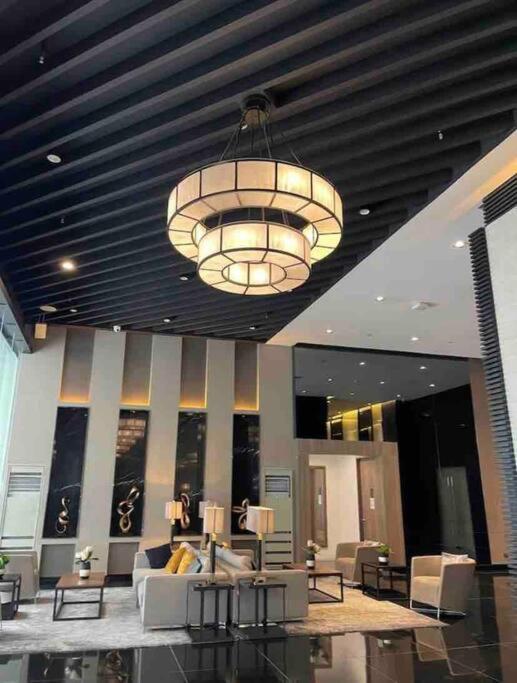 Modern Classic 1 Bedroom Air Residences Makati * Manila