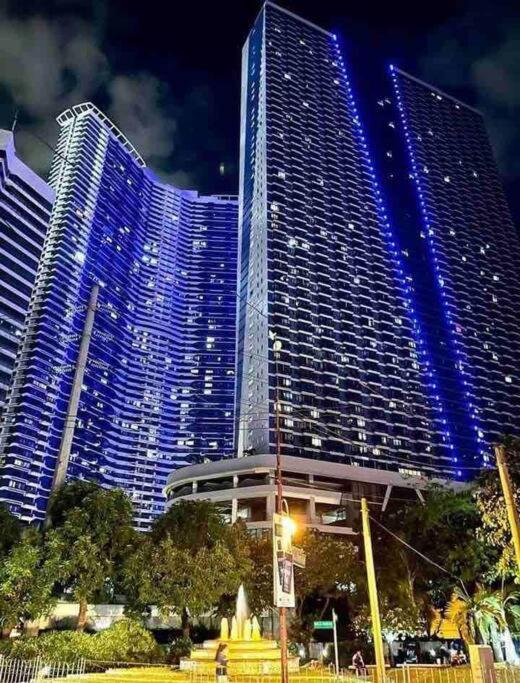 Modern Classic 1 Bedroom Air Residences Makati * Manila
