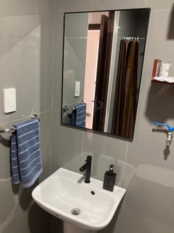 Makati Amazing View Penthouse Studio, Air Residence, Fast Internet Apartamento *