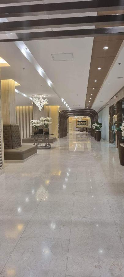 Shore 3 Residences Mall Of Pool View Netflix Free Wifi * Manila
