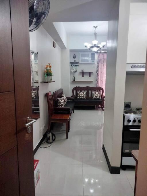 Cubao Manhattanheights U24b Td Apartment Manila