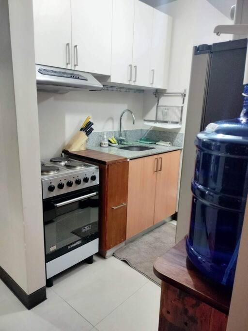 Cubao Manhattanheights U24b Td * Manila