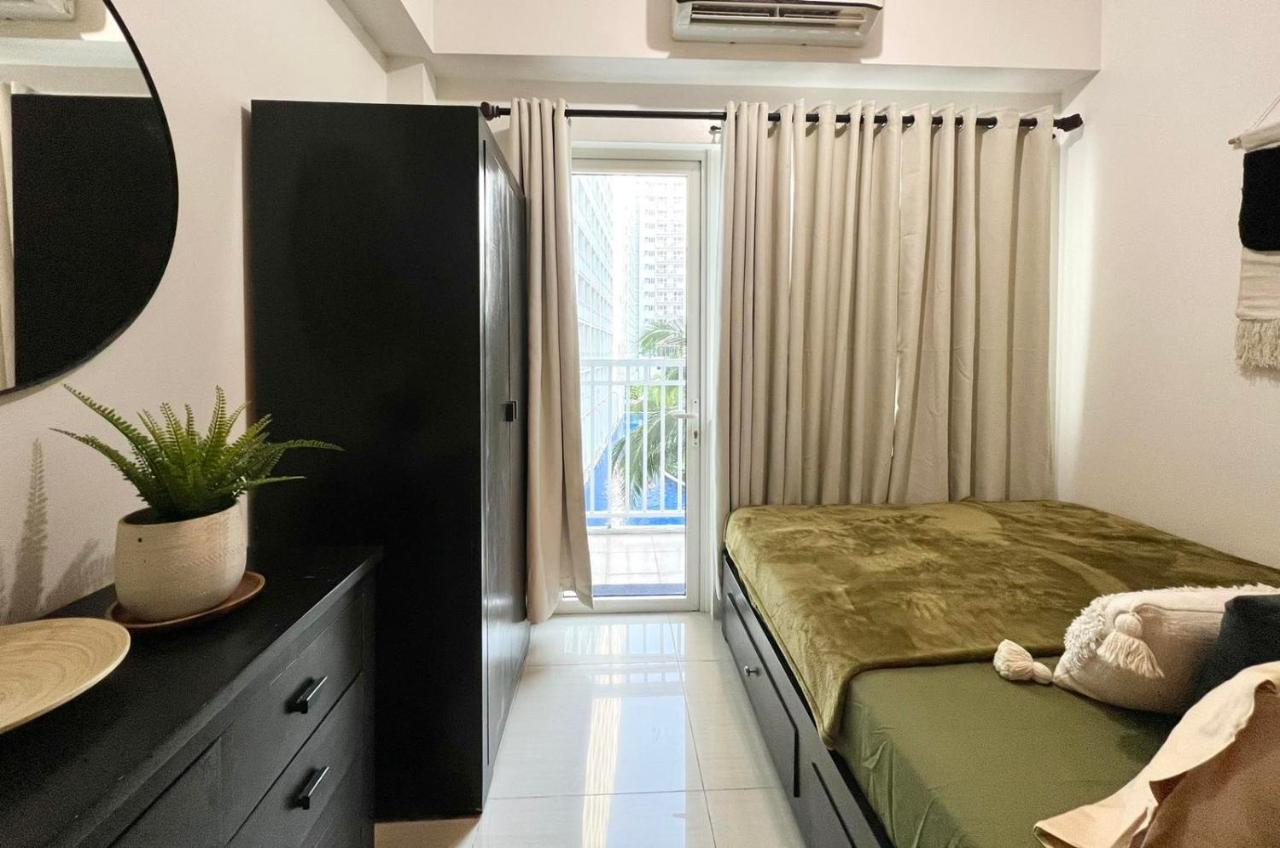 Apartment Shore Residences Staycation By Celestine *