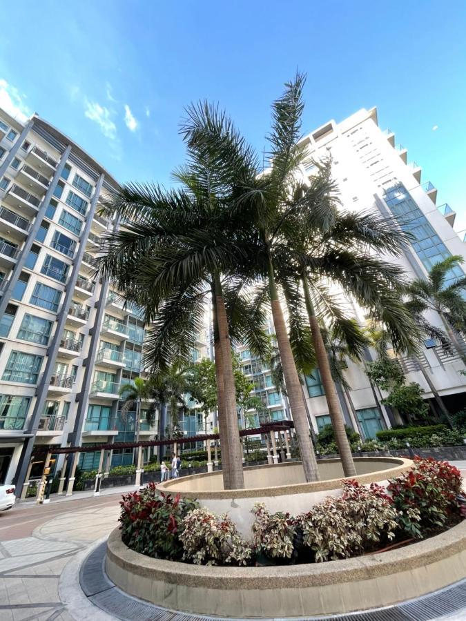Two Palm Tree Aesthetic Condotel Manila