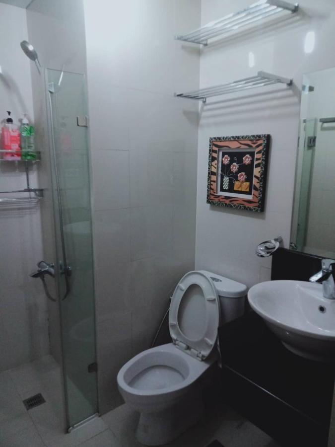 Shore 2 Residences @ Mall Of Asia