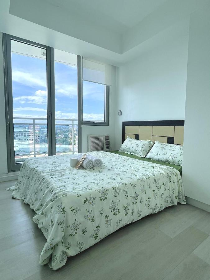 Aparthotel Azure Staycation Near Naia Manila