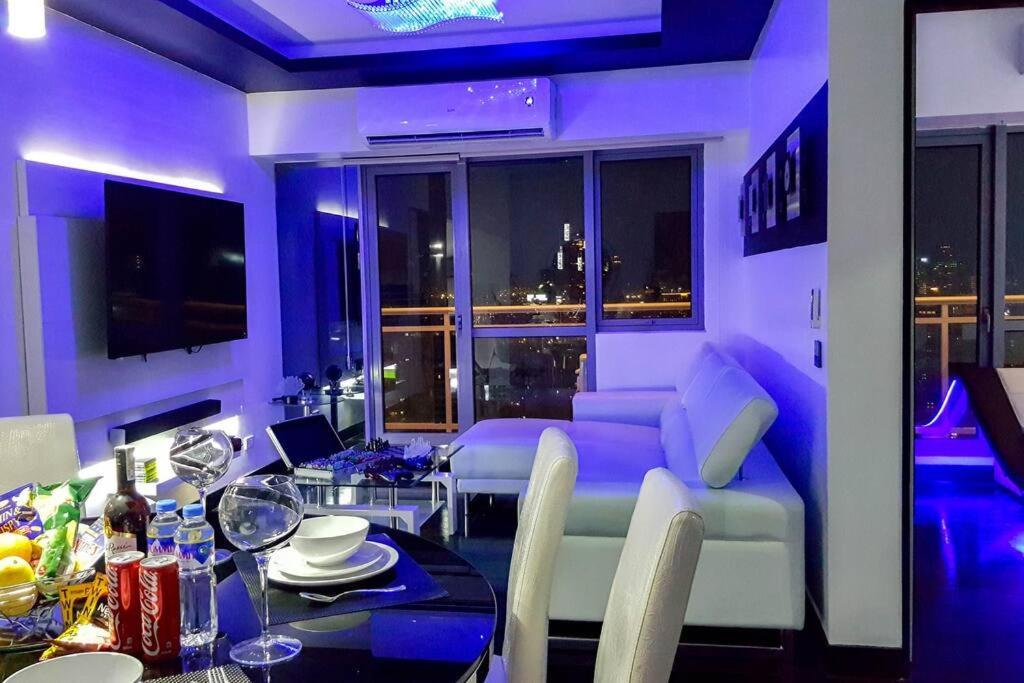 2br Lower Penthouse @ Acqua Private Residences Manila