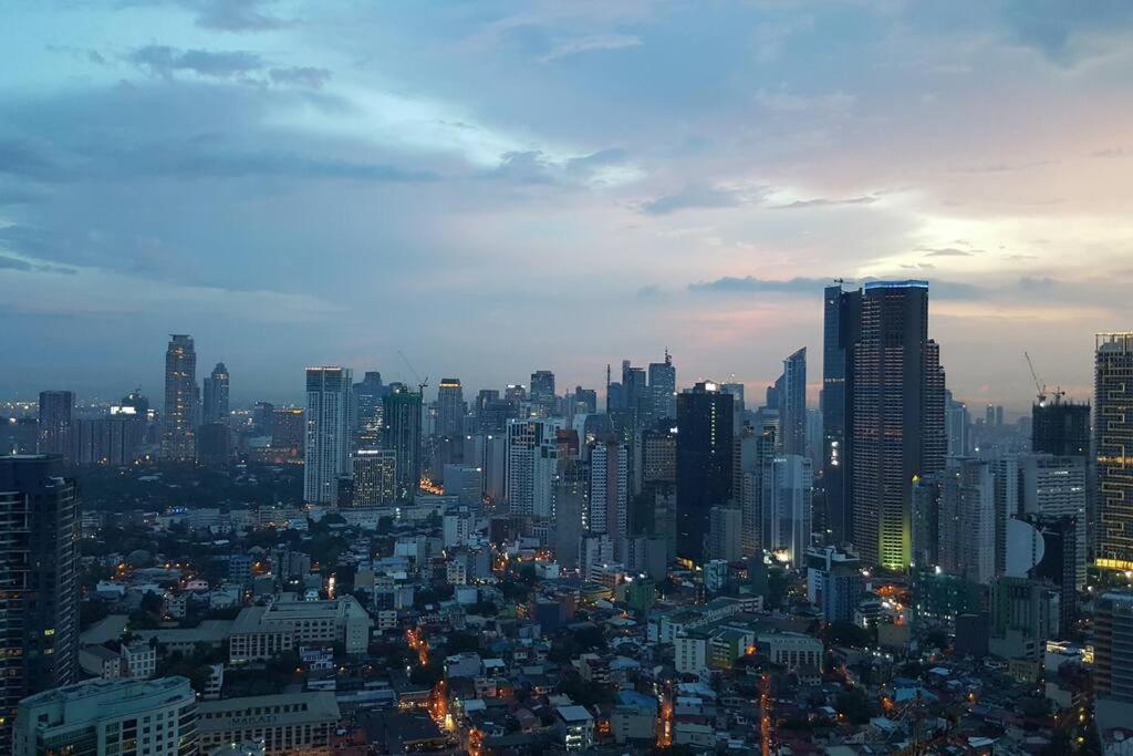 2br Lower Penthouse @ Acqua Private Residences