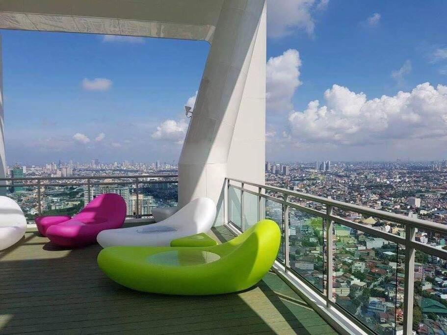 2br Lower Penthouse @ Acqua Private Residences Manila