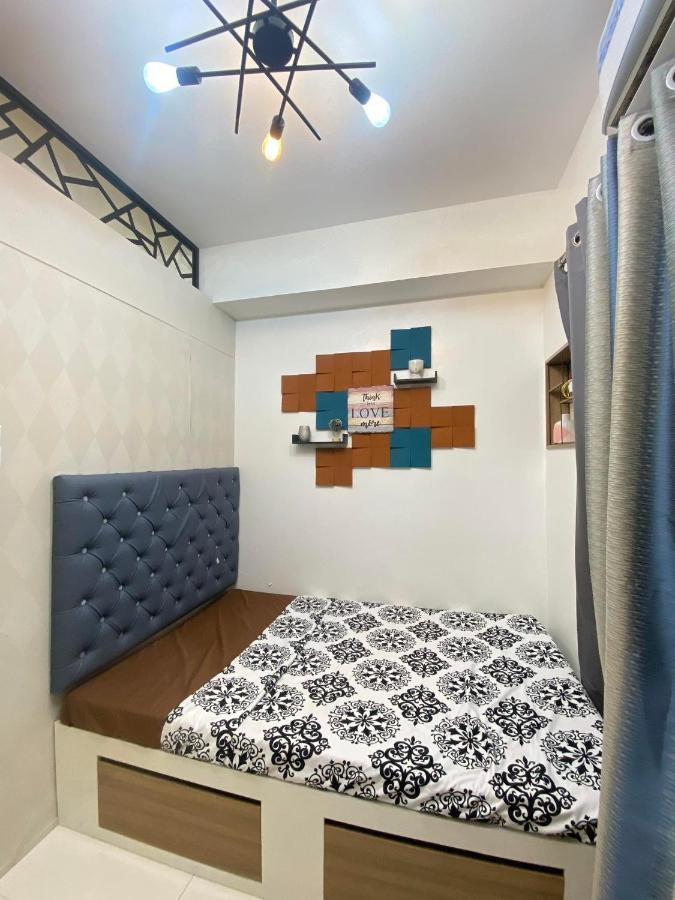 Breeze Residences Walking Only To Star City/world Trade Center/picc Manila