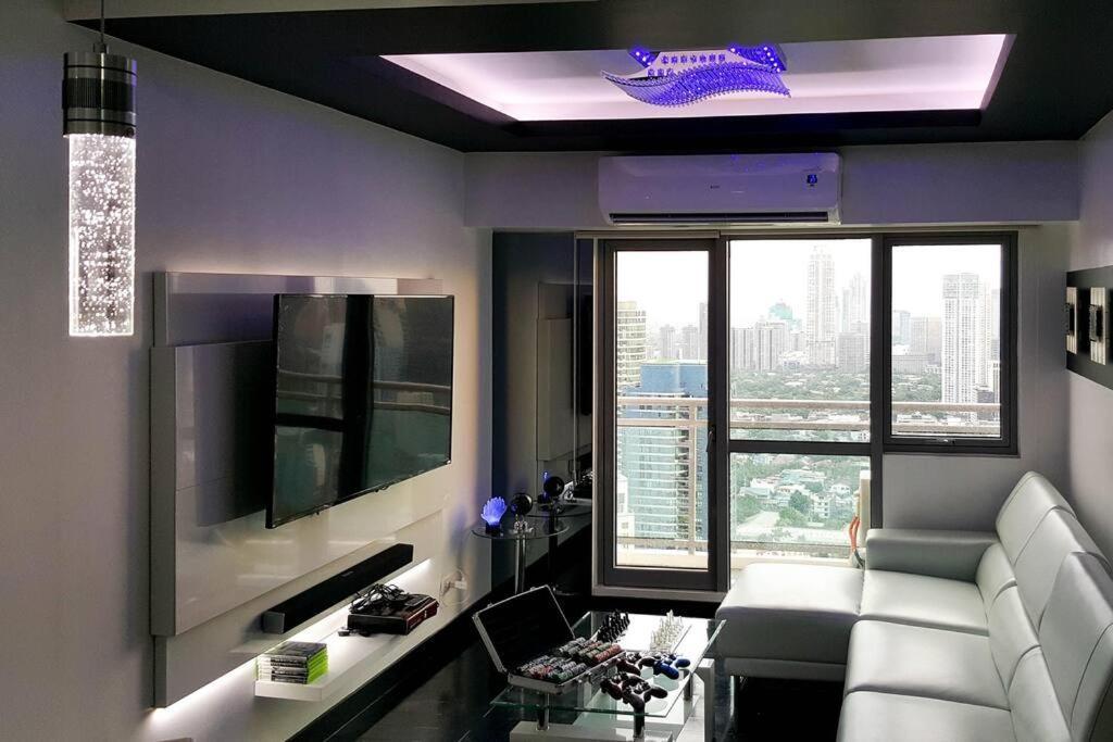 2br Lower Penthouse @ Acqua Private Residences Manila