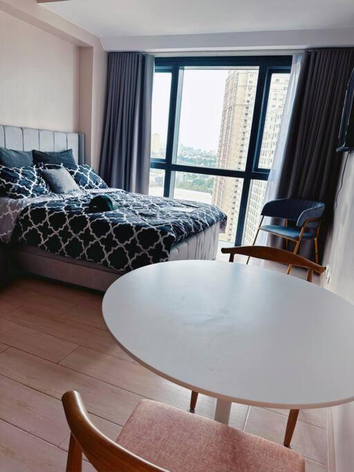 Eastwood High Life - Spectacular View Apartment *