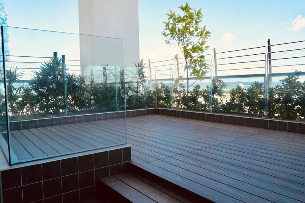 Eastwood High Life - Spectacular View Apartment *