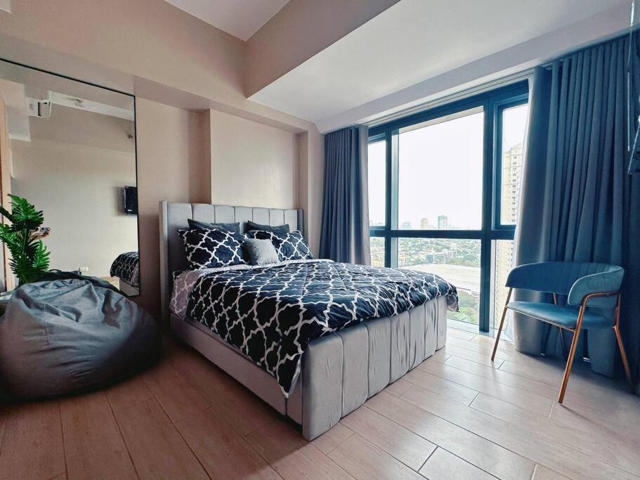 Eastwood High Life - Spectacular View Apartment *