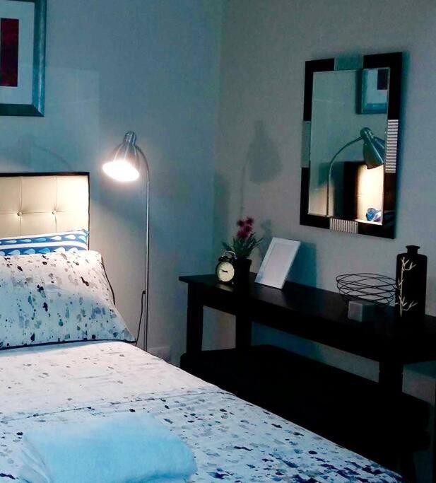 Condotel At 150 Newport Blvd. Near Naia T3 W/ Wifi