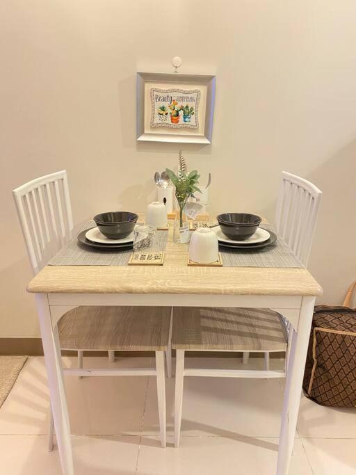 Apartment Smdc Coast Residences Near Moa, Ccp, Picc, Star *