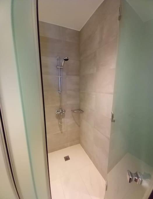 Apartment Lovely In Novotel Suites, Metro