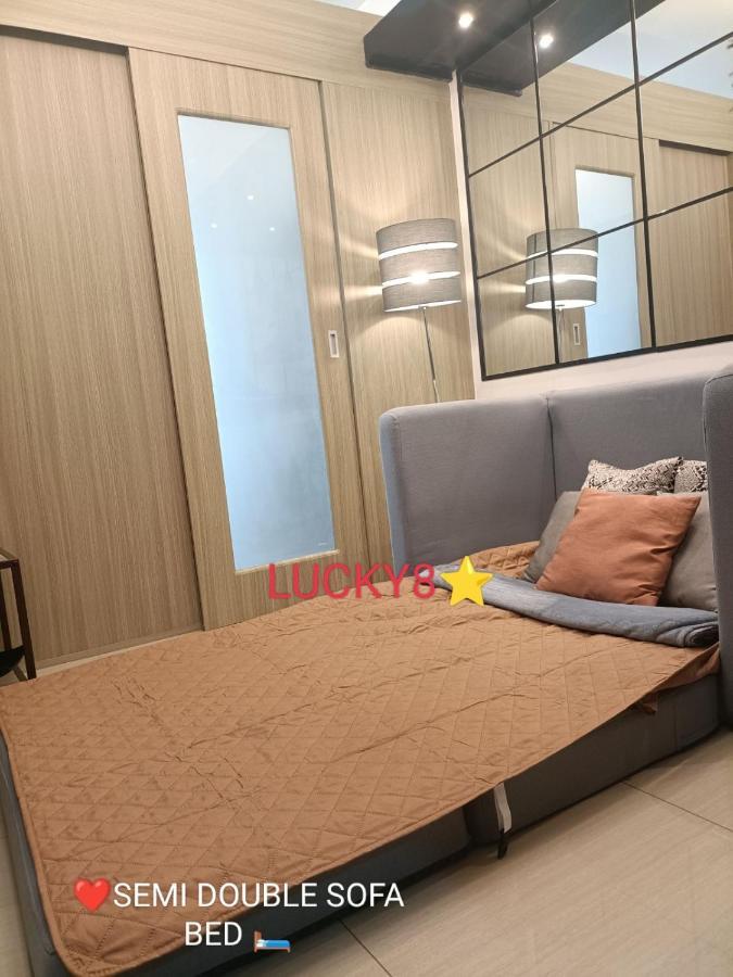 Shore Residences Tower C2 Lucky 8 Guest house *