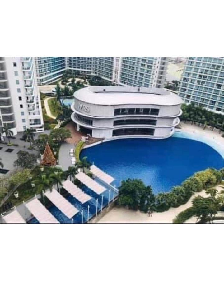 Aparthotel 2br Unit Azure Residences By Ms. M Manila