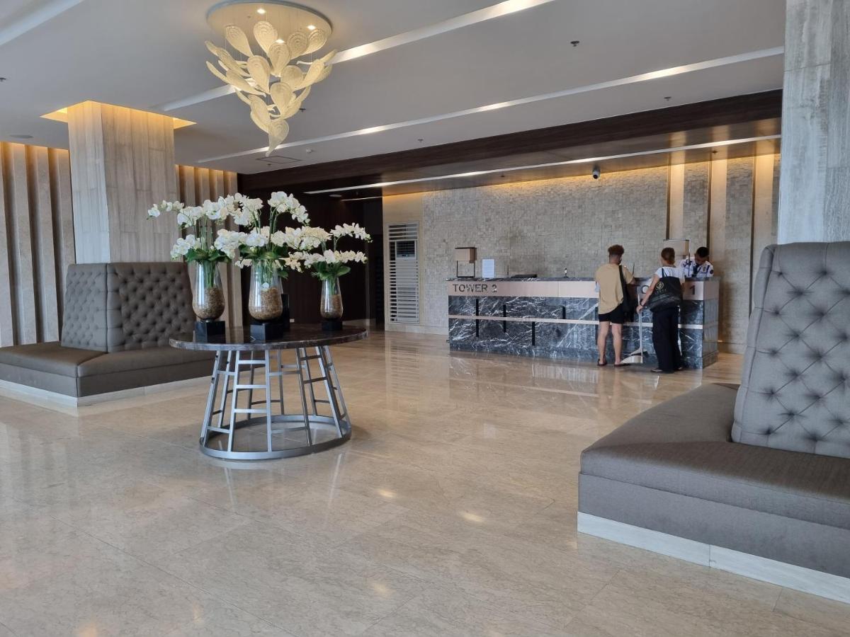 Shore 3 Residences Mall Of Pool View Netflix Free Wifi *