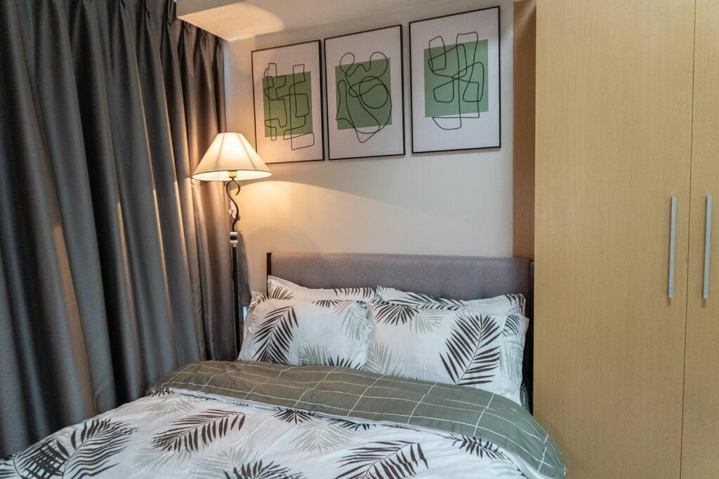 A2j Luxury 2br Bgc Uptown Near Uptown Mall Manila