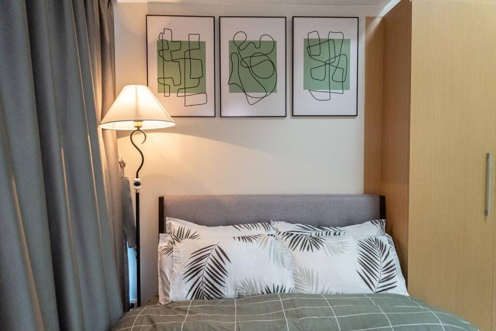 A2j Luxury 2br Bgc Uptown Near Uptown Mall Manila