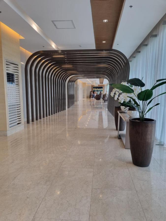 Apartment Shore 3 Residences Mall Of Pool View Netflix Free Wifi *
