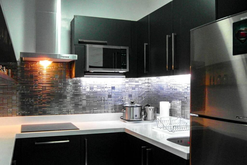 2br Lower Penthouse @ Acqua Private Residences Apartment Manila