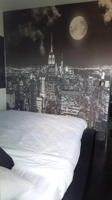 2br Lower Penthouse @ Acqua Private Residences Manila