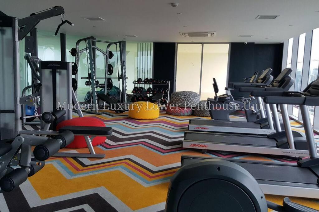 2br Lower Penthouse @ Acqua Private Residences Manila