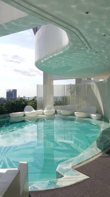 2br Lower Penthouse @ Acqua Private Residences Apartamento Manila