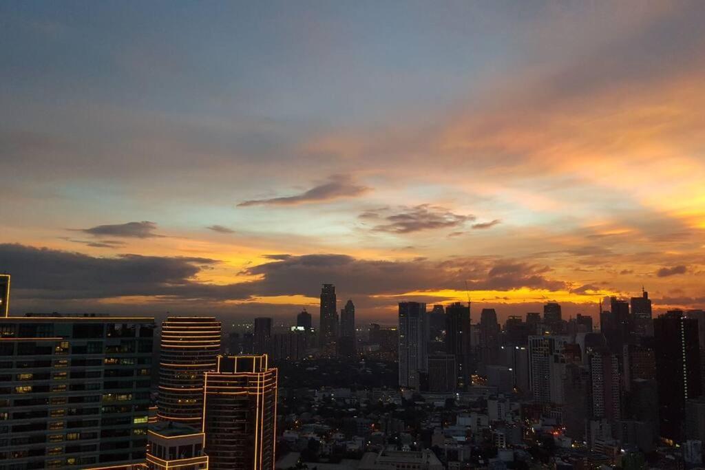 Apartment 2br Lower Penthouse @ Acqua Private Residences *