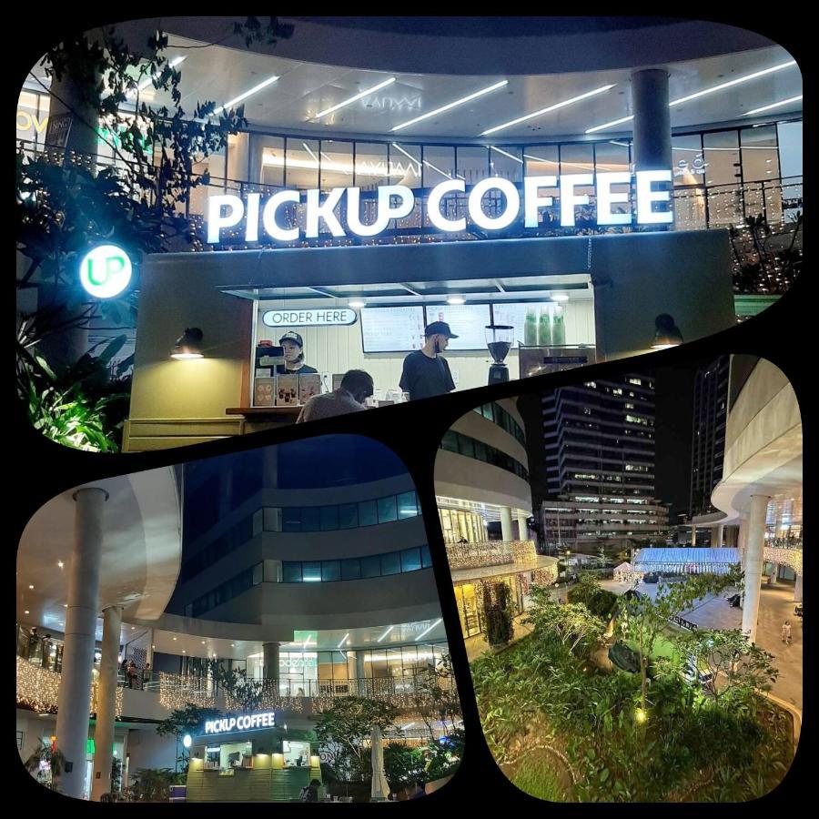 Makati Amazing View Penthouse Studio, Air Residence, Fast Internet Apartamento *