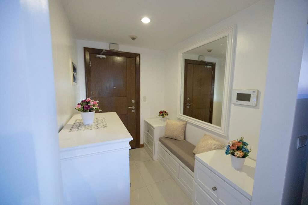 A2j Luxury 1br Balcony Venice Near Malls Apartment *
