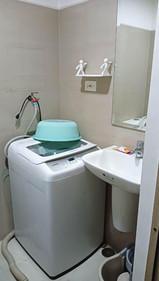 Shore D13 Shortwalk Mall Of Near Airport * Manila